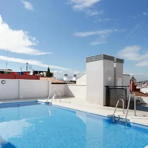 family-apartment-patioswimming-pool-in-center-malaga.es-andalucia.com/
