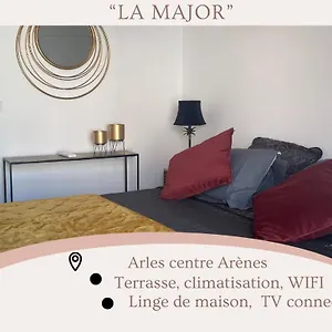  Appartement Charmante Maison Avec Vue Sur Les Arènes D'arles